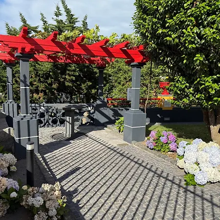 Golden Mermaid Villa, Big Amenities - Small Price