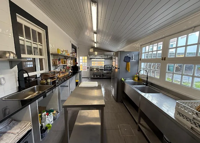 Golden Mermaid Villa, Big Amenities - Small Price Fogadó Ribeira Grande