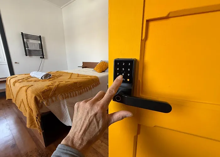 Golden Mermaid Villa, Big Amenities - Small Price * Ribeira Grande