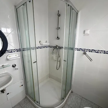 Inn Golden Mermaid Villa, Big Amenities - Small Price