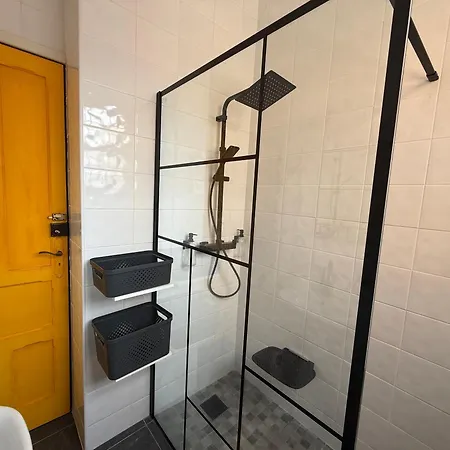 Golden Mermaid Villa, Big Amenities - Small Price Locanda