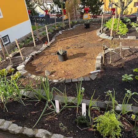 Golden Mermaid Villa, Big Amenities - Small Price