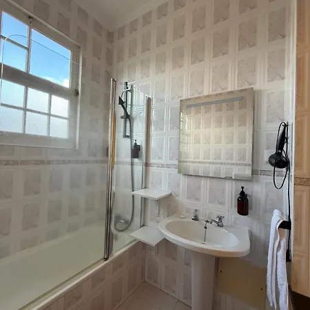 Golden Mermaid Villa, Big Amenities - Small Price