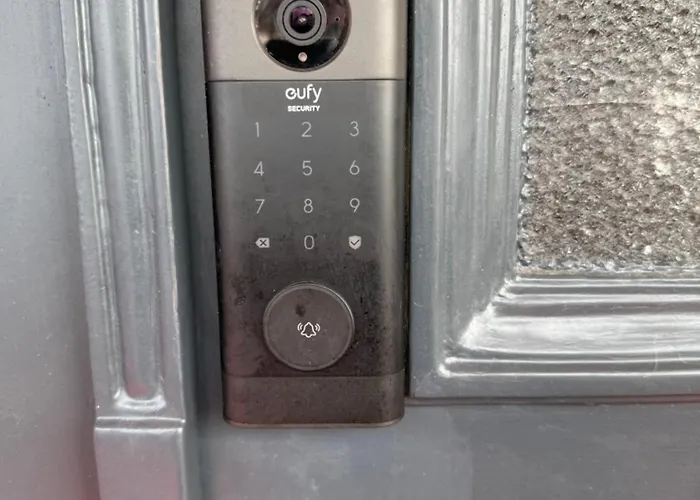 Golden Mermaid Villa, Big Amenities - Small Price 여관