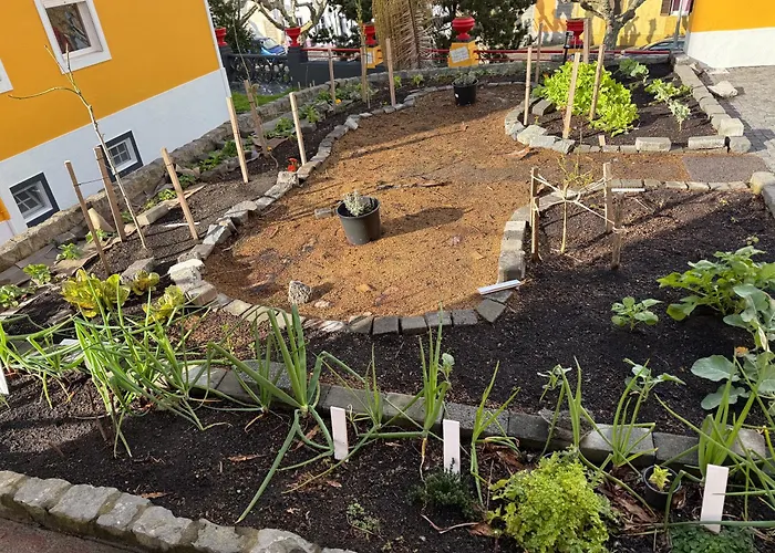 Golden Mermaid Villa, Big Amenities - Small Price